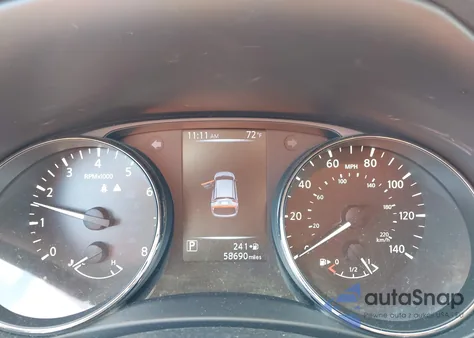 2018 Nissan Rogue Sport S z USA, uszkodzony, nr VIN JN1BJ1CR7JW203314